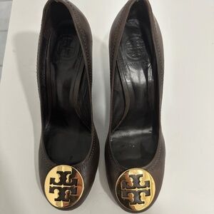 Tory Burch Leather Sophie Wedges Dark Brown Size 8